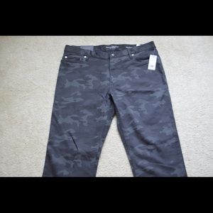 Banana Republic Camo Pants